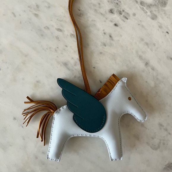 ❌SOLD❌ Hermes Rodeo MM Pegase - Picture 1 of 5